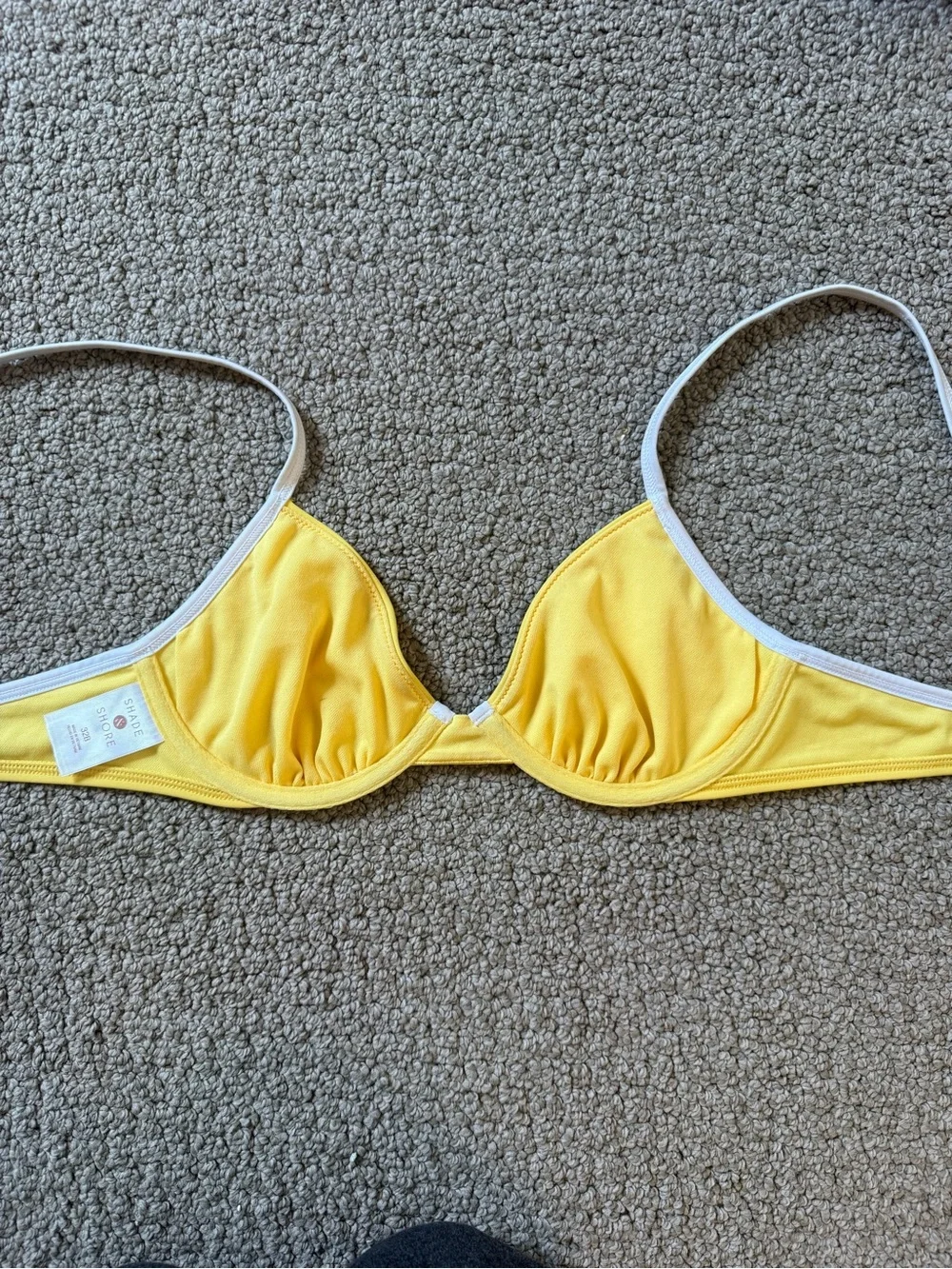 Yellow and white color block bikini top 32b